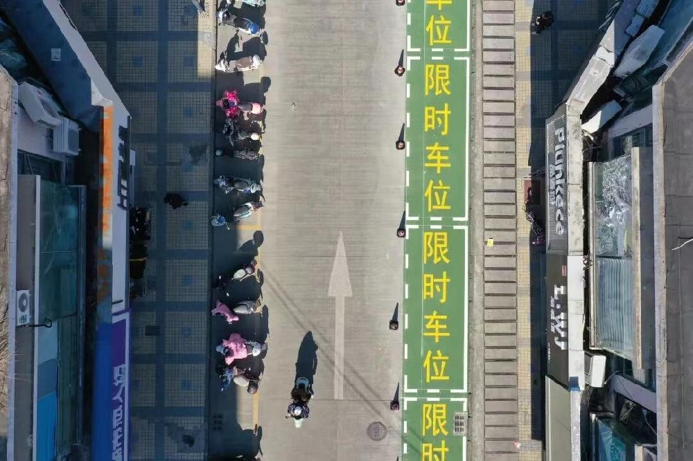 湖州安吉县：缓解停车难题 提升群众“安居乡里”体验感